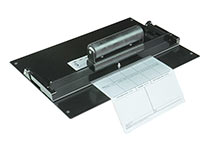 Fingerabdruck-Klemmvorrichtung mit Handabdruckrolle in Position.