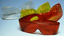 Kunststof filterbrillen: helder, geel, oranje en rood